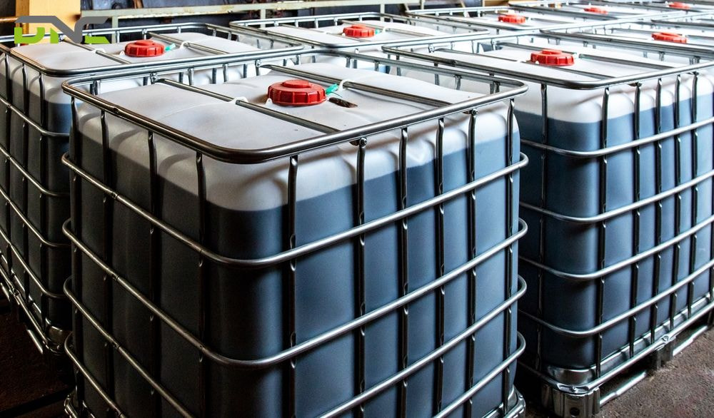 What are the common challenges of chemical warehouses?