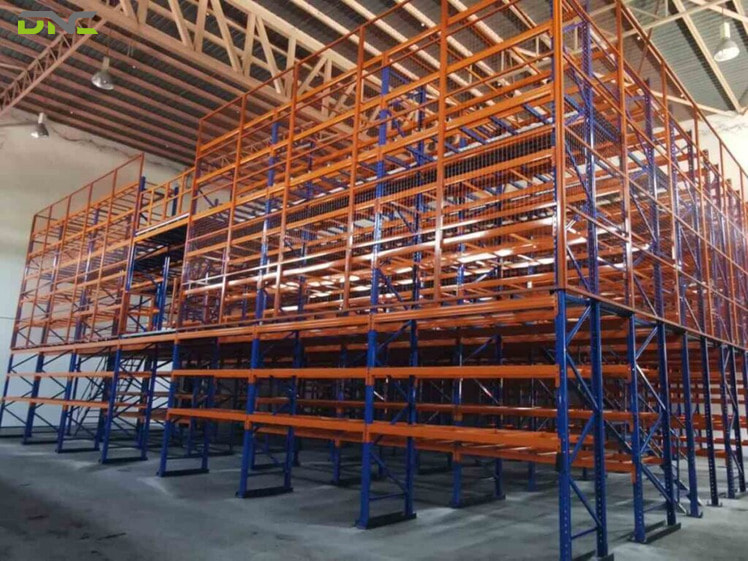 Advantages of pallet racking system