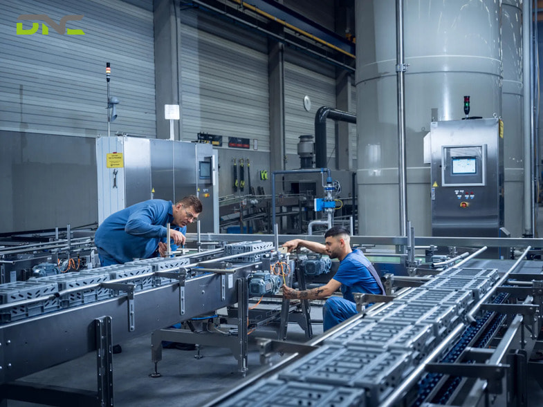Belted Conveyor Systems: Design, Applications, and Advantages in Automated Material Handling 1 In industrial material handling, belted conveyors are typically classified into five main types