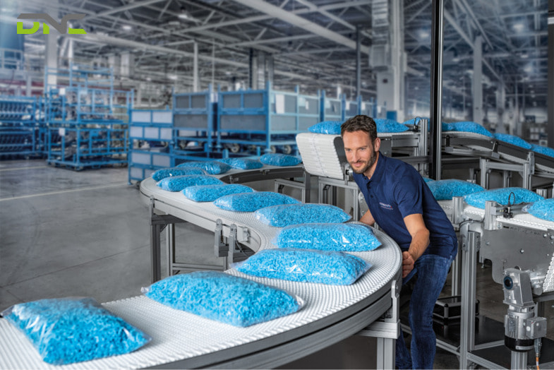 Belted Conveyor Systems: Design, Applications, and Advantages in Automated Material Handling 2 Belted conveyors are best suited for products that require continuous support and stable movement during transport.
