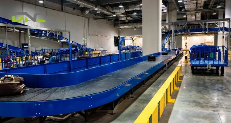 Airport Conveyor Belt Systems for Efficient Airports 3 How Airport Conveyor Belts Support Smart Airport Automation