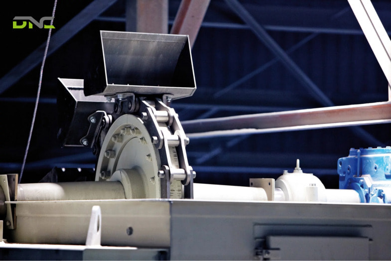 The operation follows a continuous and controlled process