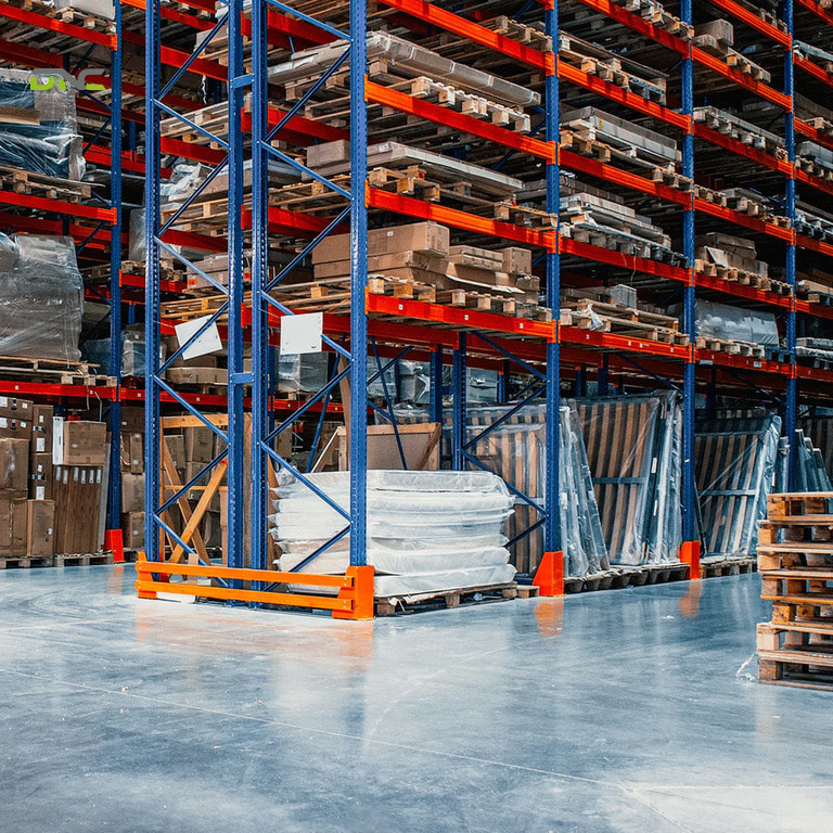 How Does Heavy Duty Racking Differ from Standard Racking?