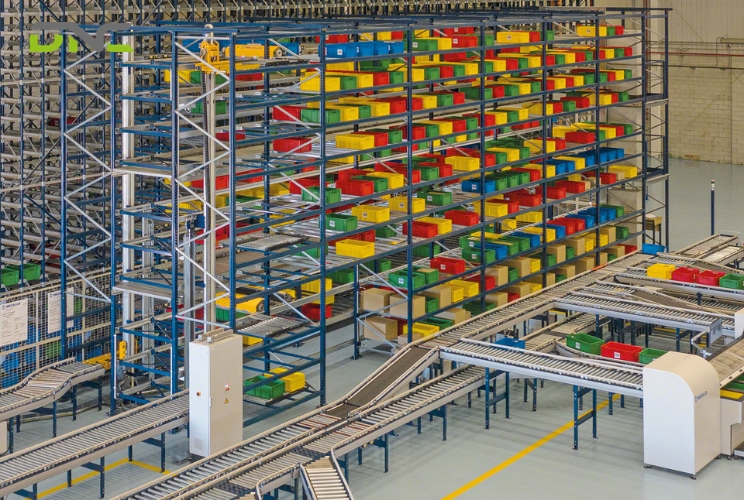 Warehouse Shuttle System | DNC Automation Malaysia 3 How a Warehouse Shuttle System Works