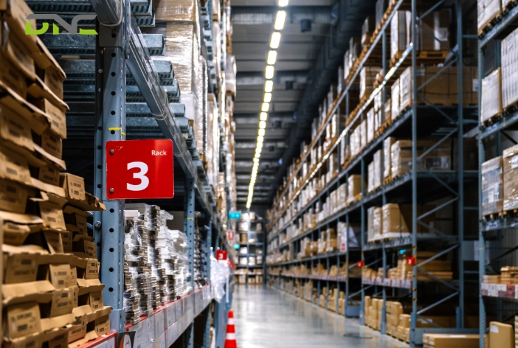Cold Storage Warehouse Racking: Types, Materials, and Selection Guide 4 Material and Coating Corrosion Resistance in Humid Cold Environments