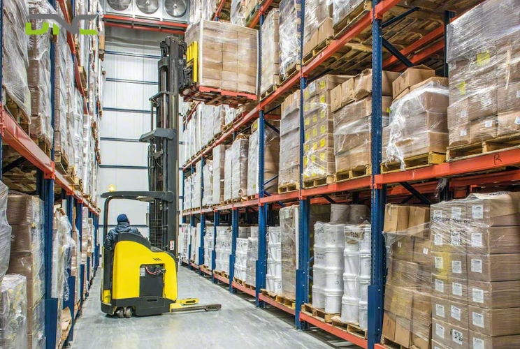 Cold Storage Warehouse Racking: Types, Materials, and Selection Guide 3 Pallet Flow Racking - FIFO Compliance for Perishable Cold Chain