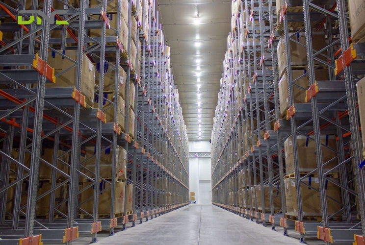 Cold Storage Warehouse Racking: Types, Materials, and Selection Guide 2 When Roll-Formed Steel Works